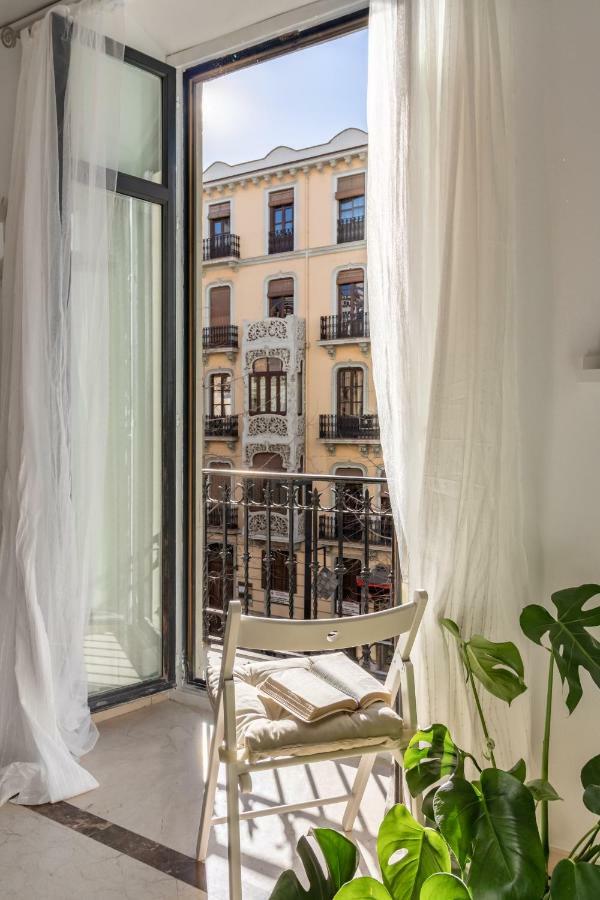 Gran Via Balconies Apartment กรานาดา ภายนอก รูปภาพ